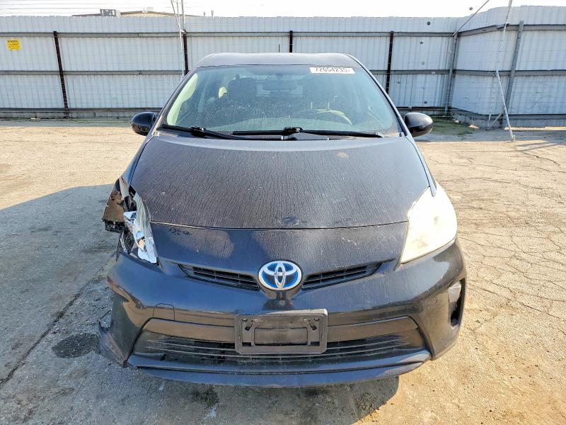 Photo 5 from auction – 2013 TOYOTA PRIUS with VIN JTDKN3DU4D5565479