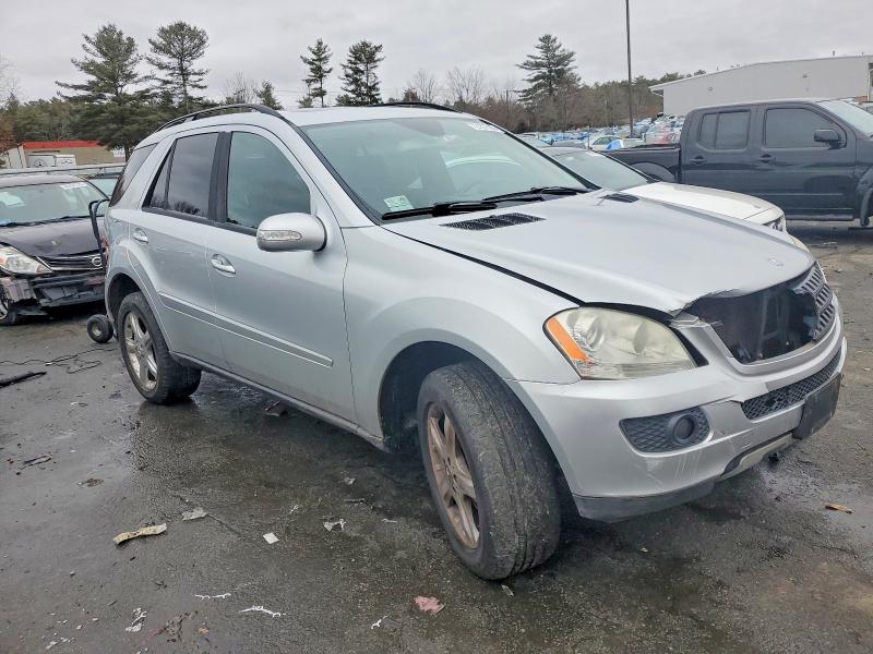 Photo 4 from auction – 2006 MERCEDES-BENZ ML 350 with VIN 4JGBB86E46A107734