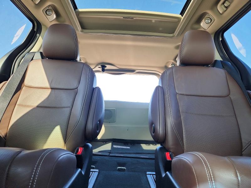 Photo 10 from auction – 2017 TOYOTA SIENNA XLE with VIN 5TDYZ3DC8HS866889