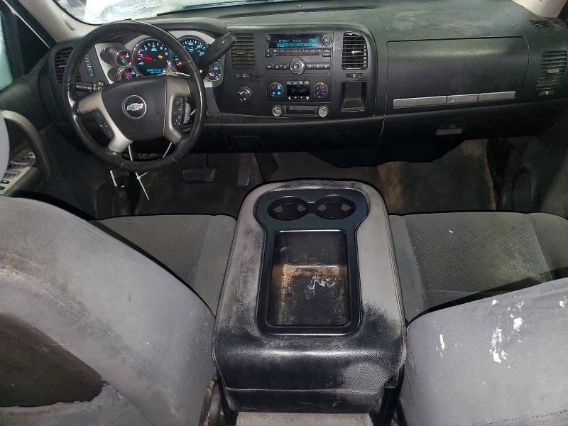 Photo 8 from auction – 2008 CHEVROLET SILVERADO with VIN 1GCEK19098Z213075