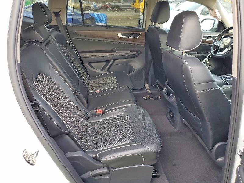Photo 11 from auction – 2024 VOLKSWAGEN ATLAS with VIN 1V2FR2CA5RC527901