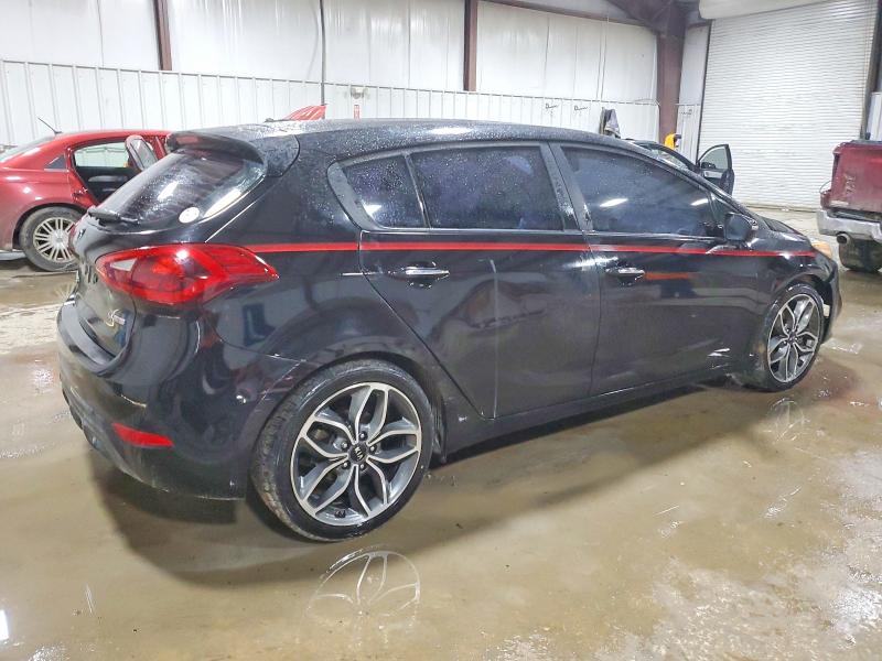 Photo 3 from auction – 2016 KIA FORTE SX with VIN KNAFZ5A39G5546828