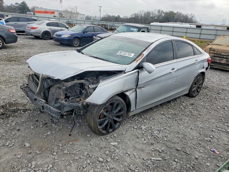 HYUNDAI SONATA SE 2011 with VIN 5NPEC4AB4BH233468 - Photo from auction