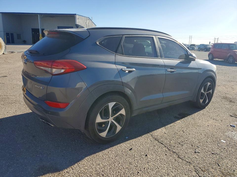 Photo 3 from auction – 2016 HYUNDAI TUCSON with VIN KM8J33A23GU087355