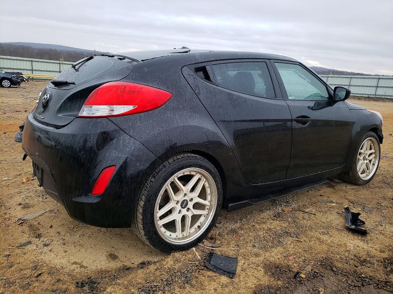 Photo 3 from auction – 2016 HYUNDAI VELOSTER with VIN KMHTC6AD7GU294410
