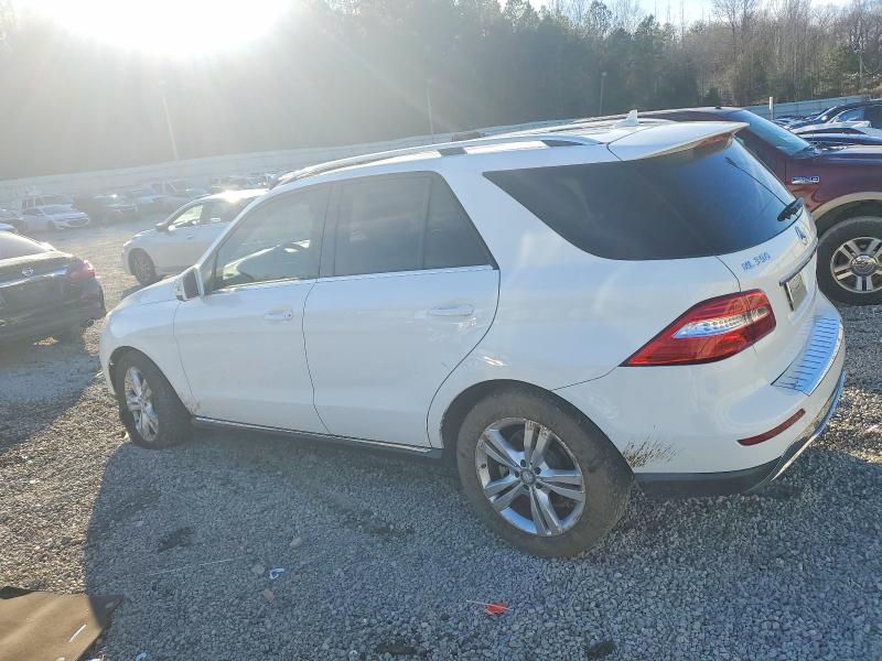 Photo 2 from auction – 2015 MERCEDES-BENZ ML 350 4MA with VIN 4JGDA5HB5FA523112