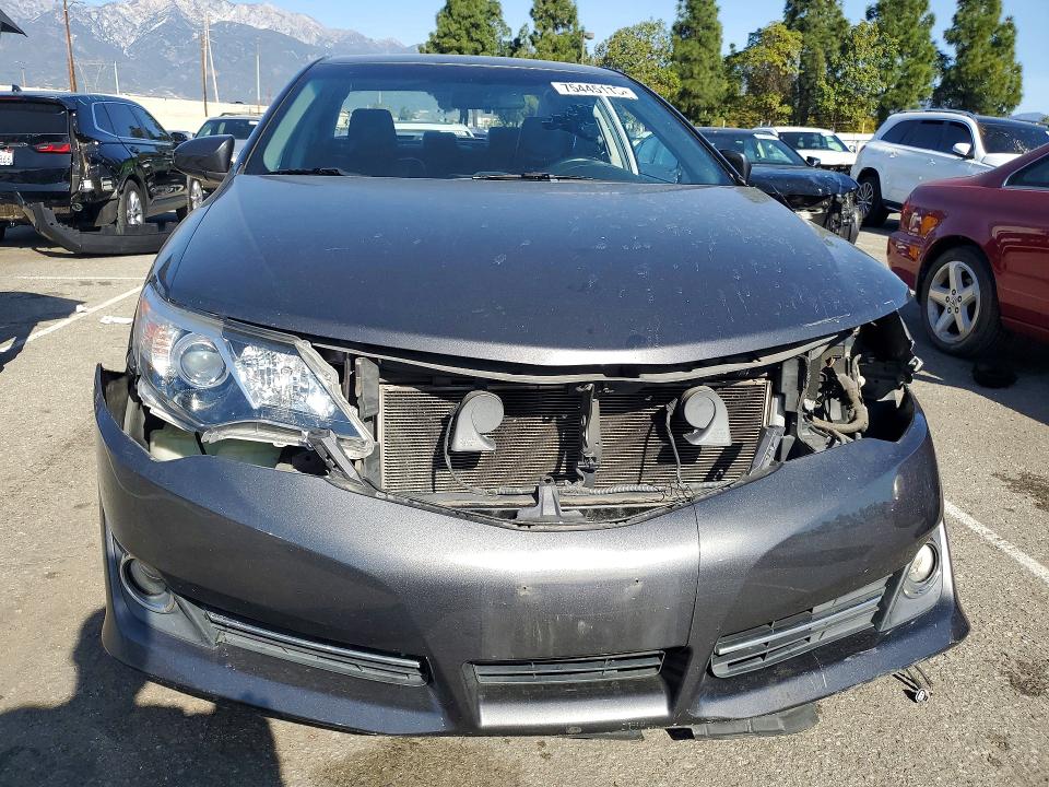 Photo 5 from auction – 2014 TOYOTA CAMRY with VIN 4T1BF1FK8EU769704