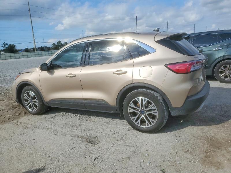 Photo 2 from auction – 2020 FORD ESCAPE SEL with VIN 1FMCU0H61LUA94070