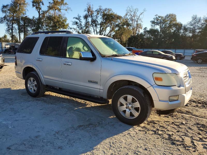 Photo 4 from auction – 2007 FORD EXPLORER with VIN 1FMEU63E47UB08625