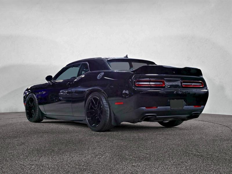 Photo 3 from auction – 2016 DODGE CHALLENGER with VIN 2C3CDZBT9GH153550