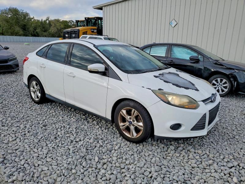 Photo 4 from auction – 2013 FORD FOCUS SE with VIN 1FADP3F21DL376384