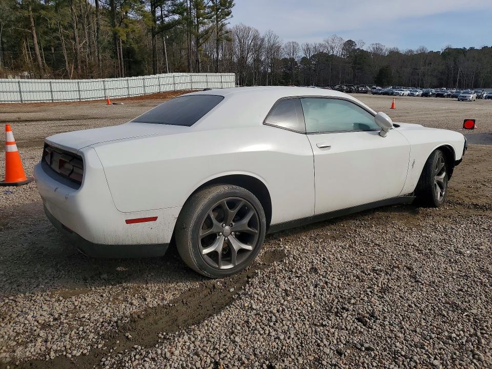 Photo 3 from auction – 2016 DODGE CHALLENGER with VIN 2C3CDZAG9GH113506