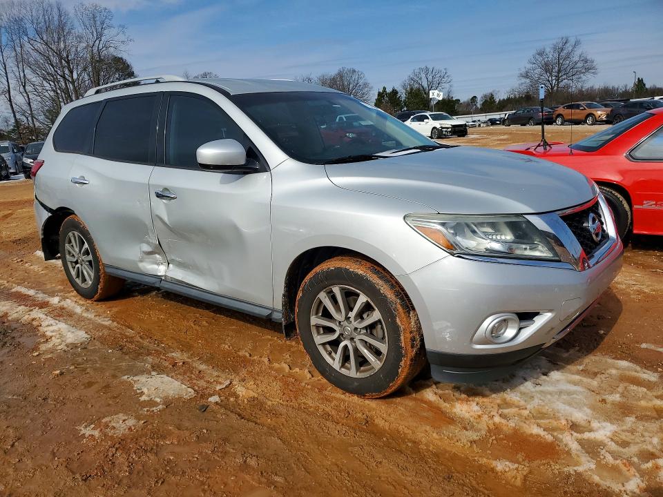 Photo 4 from auction – 2016 NISSAN PATHFINDER with VIN 5N1AR2MN3GC624584