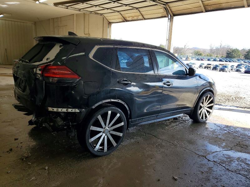 Photo 3 from auction – 2018 NISSAN ROGUE S with VIN KNMAT2MT9JP582619
