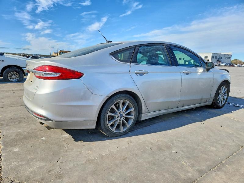 صورة رقم 3 من المزاد - 2017 FORD FUSION SE مع VIN 3FA6P0HD4HR366848