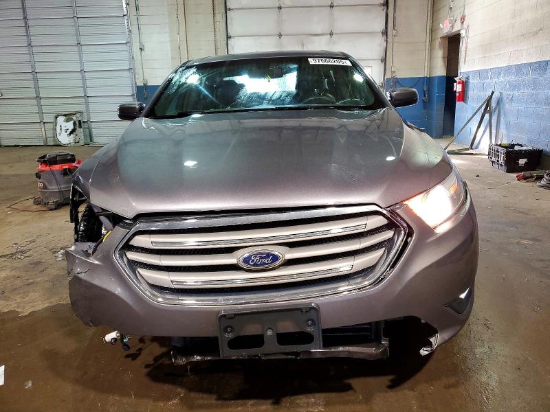 Foto 5 de la subasta – 2013 FORD TAURUS SEL con VIN 1FAHP2H88DG174230
