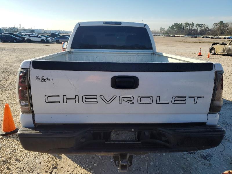 Photo 10 from auction – 2002 CHEVROLET SILVERADO with VIN 1GCEC14W32Z209135