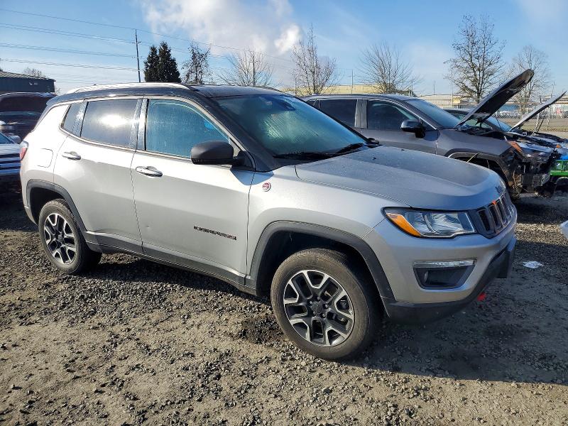 Photo 4 from auction – 2021 JEEP COMPASS with VIN 3C4NJDDB9MT600577