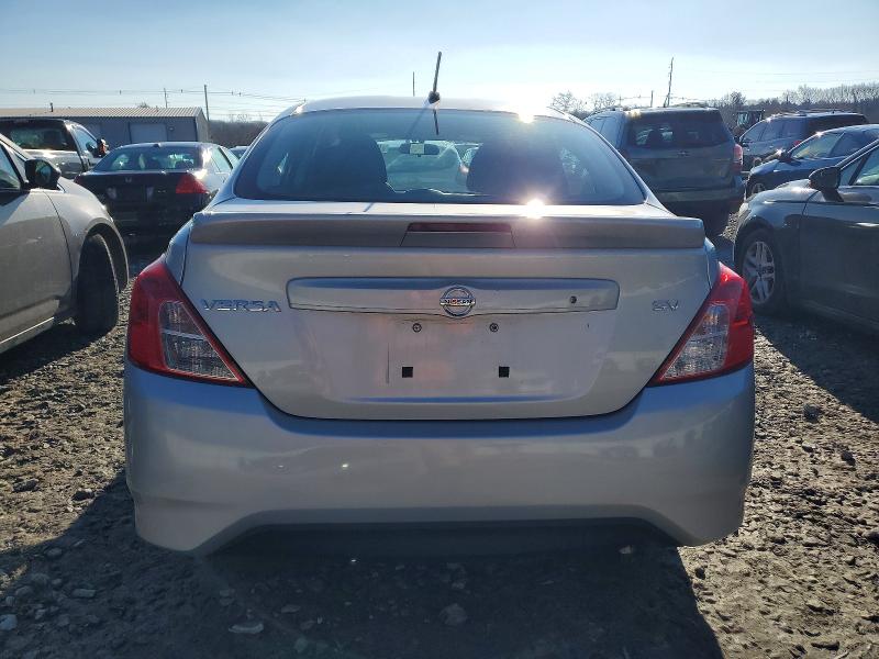 Photo 6 from auction – 2017 NISSAN VERSA S with VIN 3N1CN7AP5HK471944