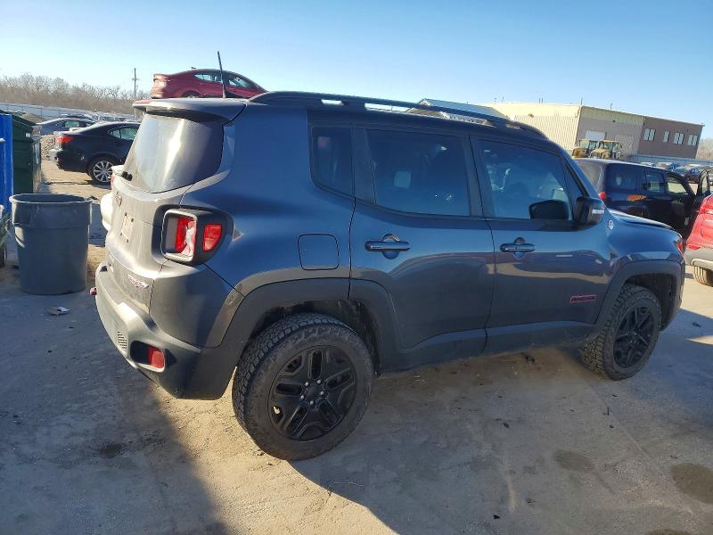 Photo 3 from auction – 2018 JEEP RENEGADE with VIN ZACCJBCB1JPH23435