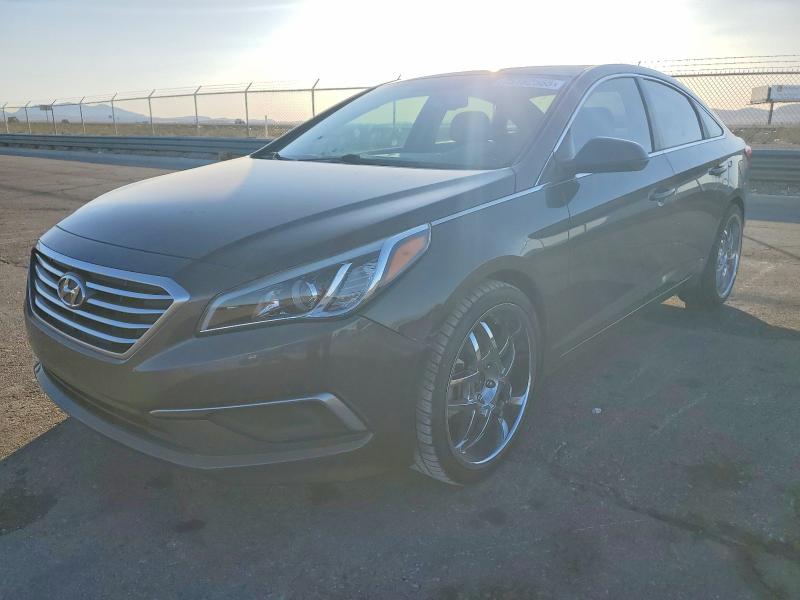 HYUNDAI SONATA 2017 with VIN 5NPE24AF6HH451006 - Photo from auction