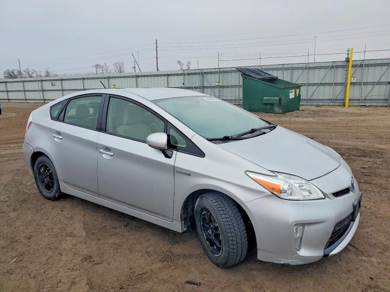 Photo 4 from auction – 2013 TOYOTA PRIUS with VIN JTDKN3DU9D5590295