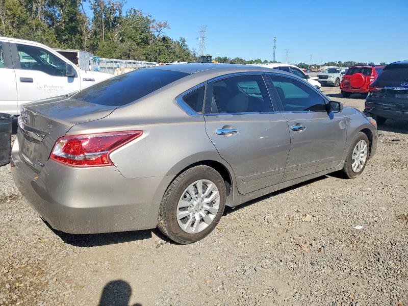 Photo 3 from auction – 2013 NISSAN ALTIMA 2.5 with VIN 1N4AL3AP6DC113440