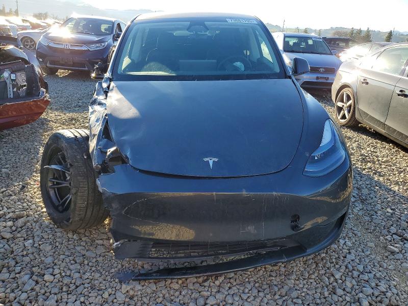 Photo 5 from auction – 2025 TESLA MODEL Y with VIN 7SAYGDED0SF266109
