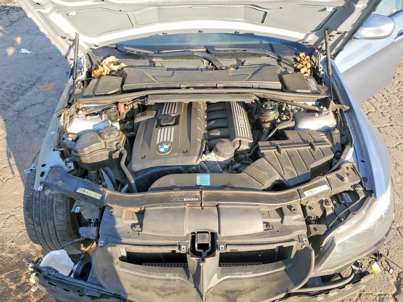 Photo 11 from auction – 2009 BMW 328 IT with VIN WBAUT93569A191139