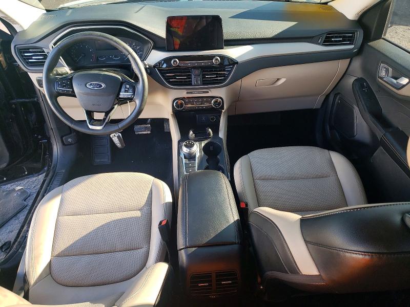 Photo 8 from auction – 2022 FORD ESCAPE SEL with VIN 1FMCU9H98NUA73279