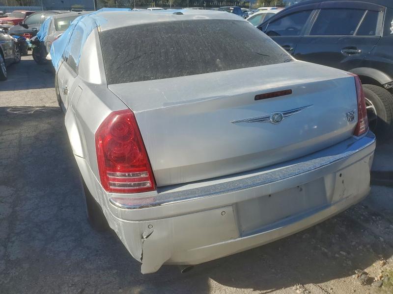 Photo 6 from auction – 2010 CHRYSLER 300C with VIN 2C3CA6CT7AH126165