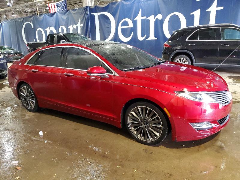 Photo 4 from auction – 2015 LINCOLN MKZ with VIN 3LN6L2G91FR604212