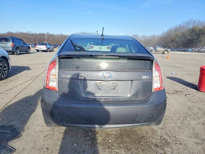 Photo 6 from auction – 2012 TOYOTA PRIUS with VIN JTDKN3DU0C1532632