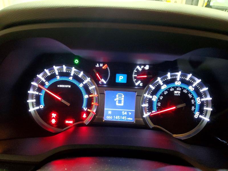 Photo 9 from auction – 2015 TOYOTA 4RUNNER SR with VIN JTEBU5JRXF5232300