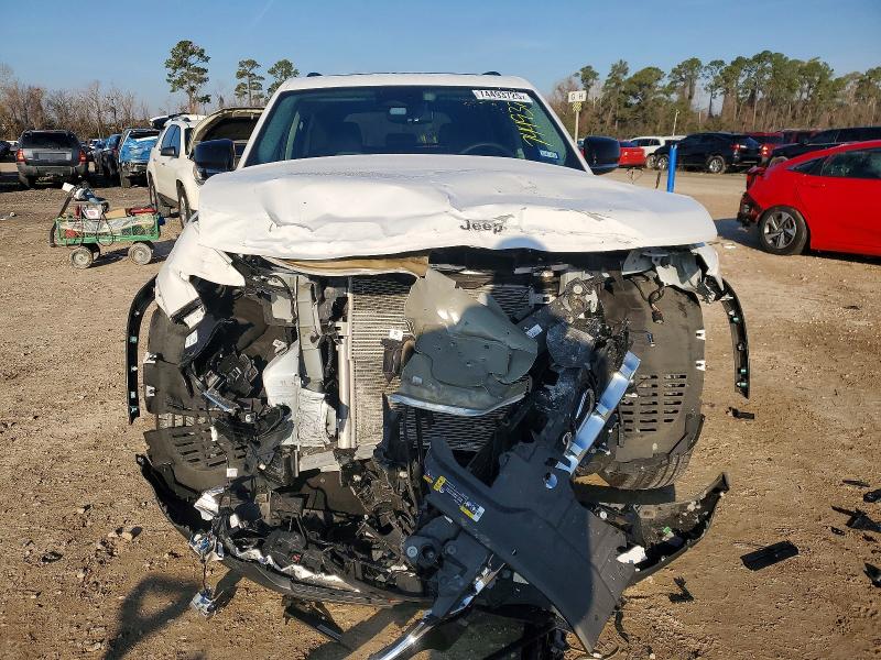 Photo 5 from auction – 2023 JEEP GRAND CHEROKEE with VIN 1C4RJGBG1PC575692