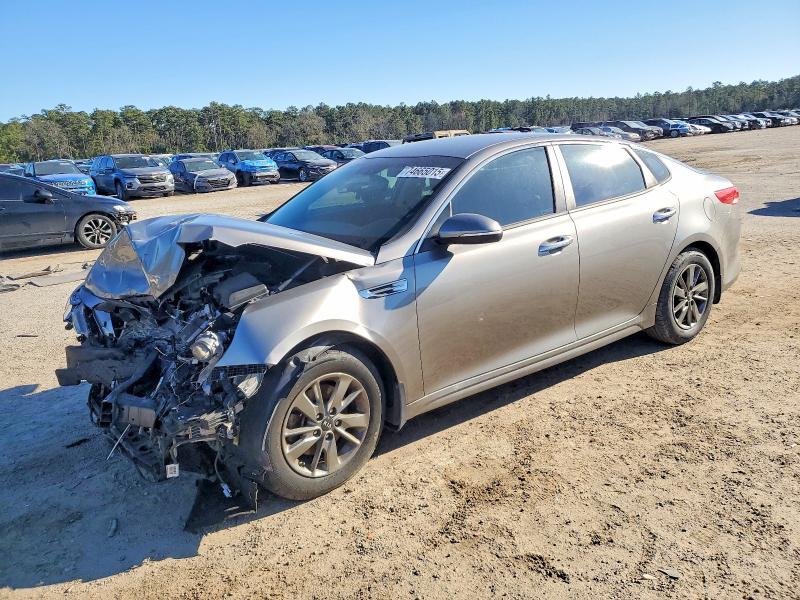 KIA OPTIMA LX 2016 with VIN 5XXGT4L12GG104709 - Photo from auction