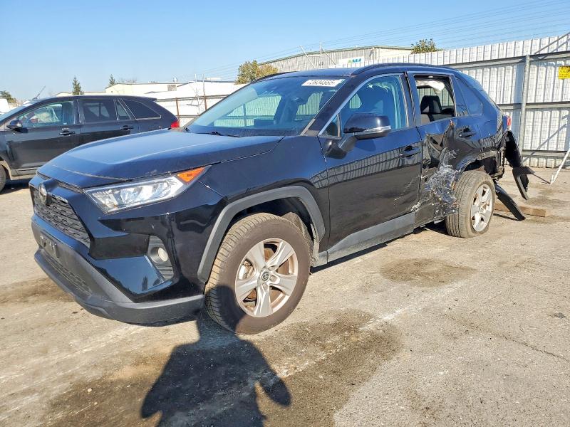 TOYOTA RAV4 2021 with VIN 2T3W1RFV6MW183095 - Photo from auction