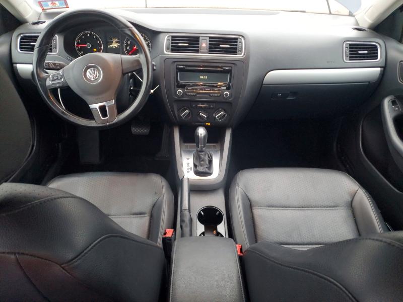 Photo 8 from auction – 2014 VOLKSWAGEN JETTA with VIN 3VWD17AJ3EM426376