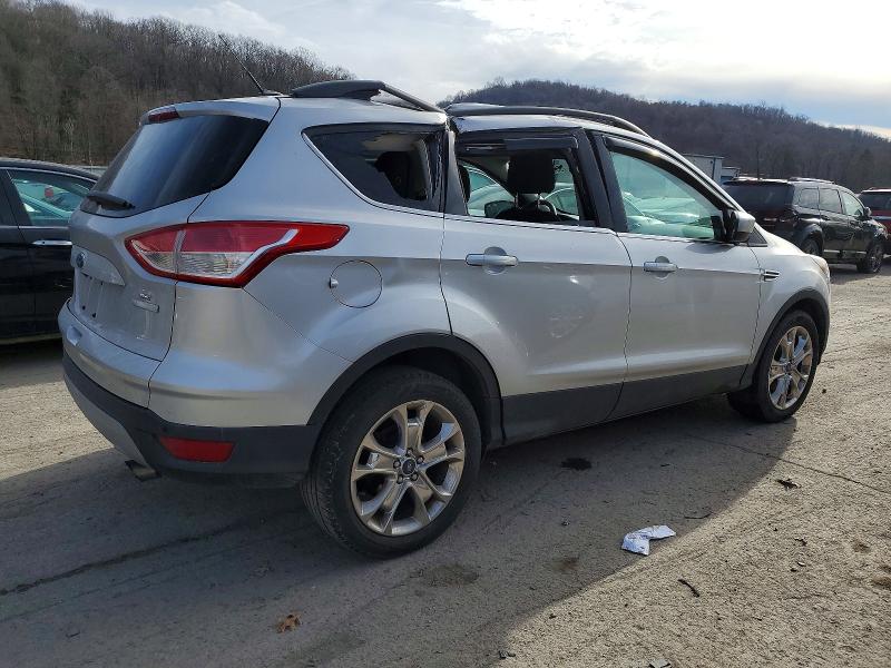 Photo 3 from auction – 2016 FORD ESCAPE SE with VIN 1FMCU0GX8GUC54185