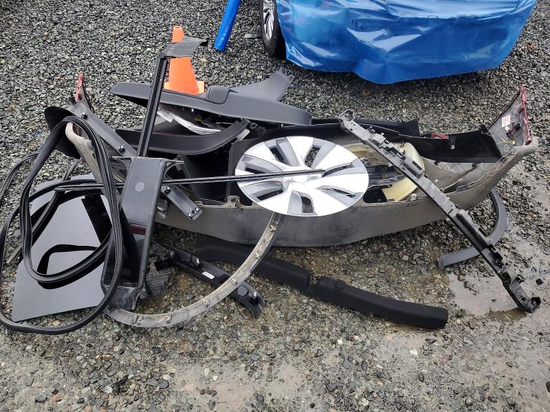 Foto 13 de la subasta – 2021 TESLA MODEL Y con VIN 5YJYGDEEXMF062099