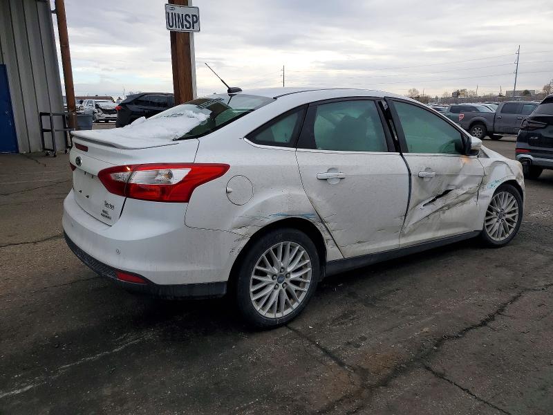 Photo 3 from auction – 2012 FORD FOCUS with VIN 1FAHP3H28CL474082