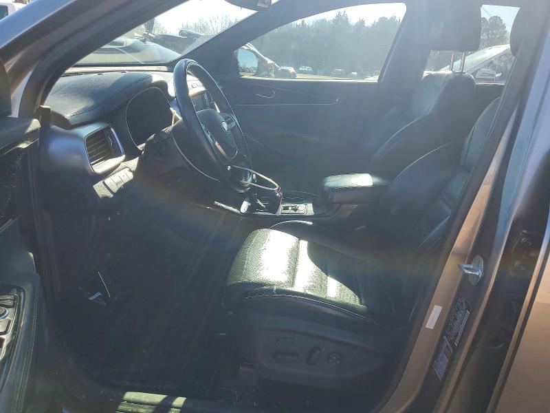 Photo 7 from auction – 2019 KIA SORENTO with VIN 5XYPK4A52KG546614