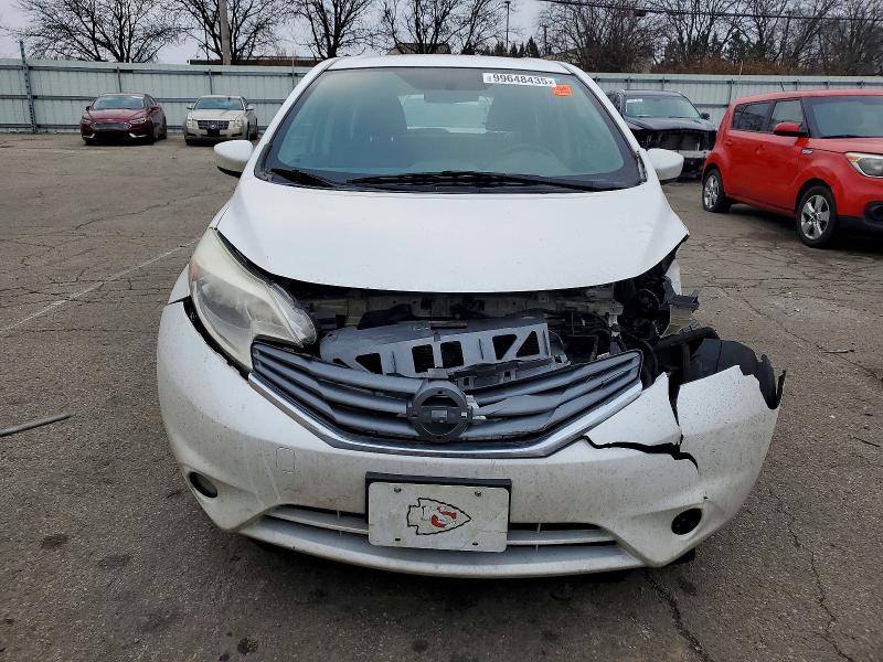Photo 5 from auction – 2015 NISSAN VERSA NOTE with VIN 3N1CE2CP4FL352564