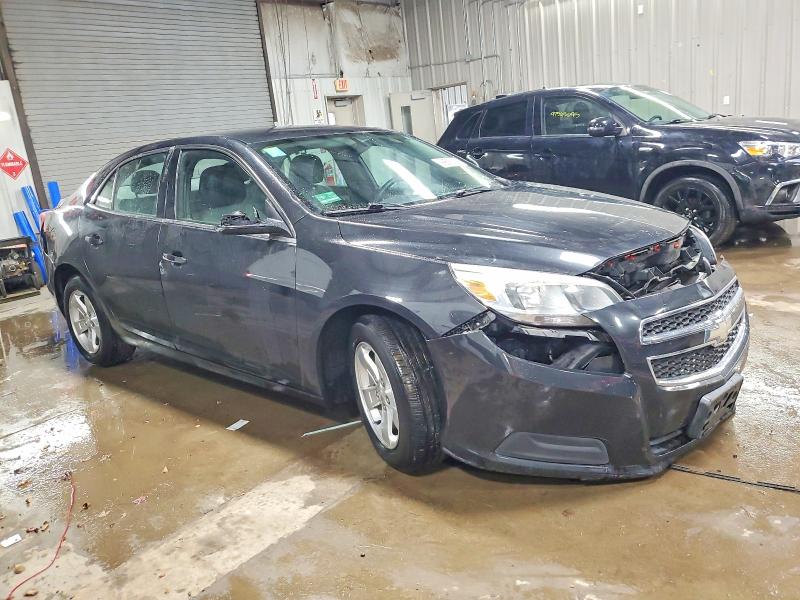 Photo 4 from auction – 2013 CHEVROLET MALIBU LS with VIN 1G11B5SA5DF294069