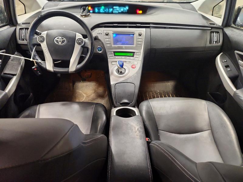 Photo 8 from auction – 2014 TOYOTA PRIUS with VIN JTDKN3DU4E0372697