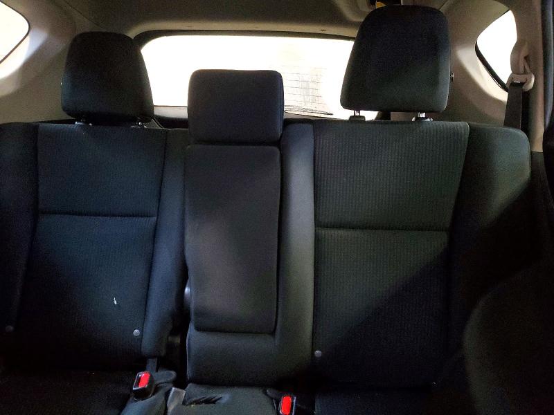 Photo 10 from auction – 2018 TOYOTA RAV4 LE with VIN 2T3BFREV5JW752046