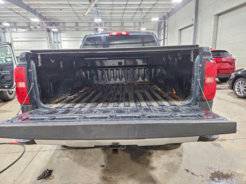 Photo 6 from auction – 2018 CHEVROLET SILVERADO with VIN 3GCUKREC0JG478130