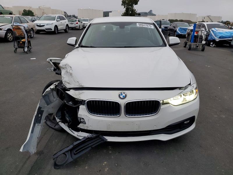 Photo 5 from auction – 2017 BMW 320 I with VIN WBA8E1G35HNU17376