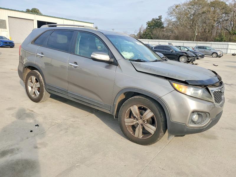 Photo 4 from auction – 2012 KIA SORENTO EX with VIN 5XYKU3A69CG278203