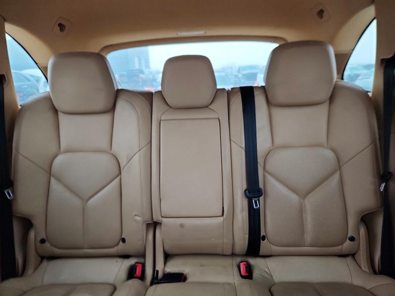 Photo 10 from auction – 2012 PORSCHE CAYENNE S with VIN WP1AB2A2XCLA40825